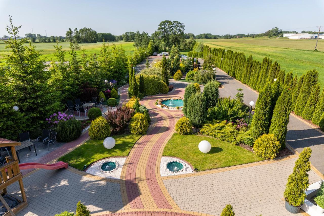Rezydencja Szmaragdowy Ogrod Hotel Konstantynów Łódzki Екстериор снимка