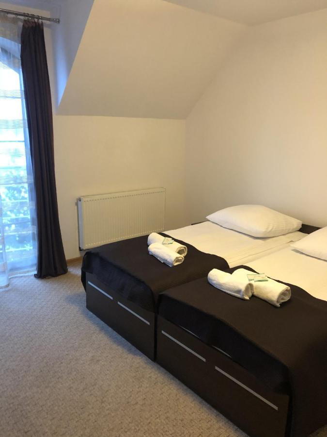 Rezydencja Szmaragdowy Ogrod Hotel Konstantynów Łódzki Екстериор снимка